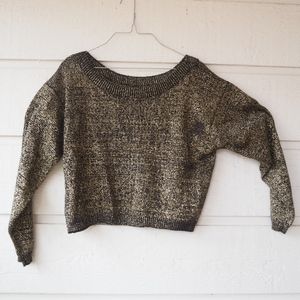 {Vintage} Black and Gold Cropped Sweater!